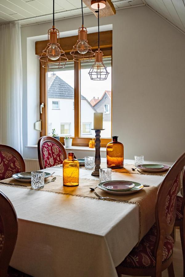 Grosse Ferienoase Mit Burgbergblick Leilighet Bevern  Eksteriør bilde